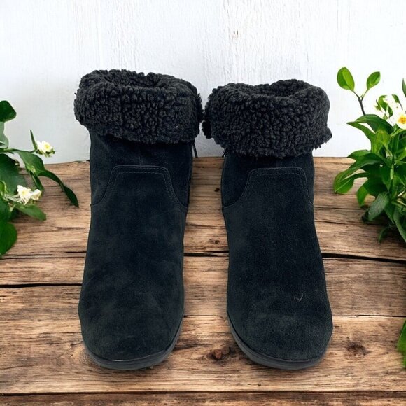 Clarks Bendables Comfort Ankle Boots Black Suede Faux Shearling Lining Size 8.5 - Picture 12 of 12
